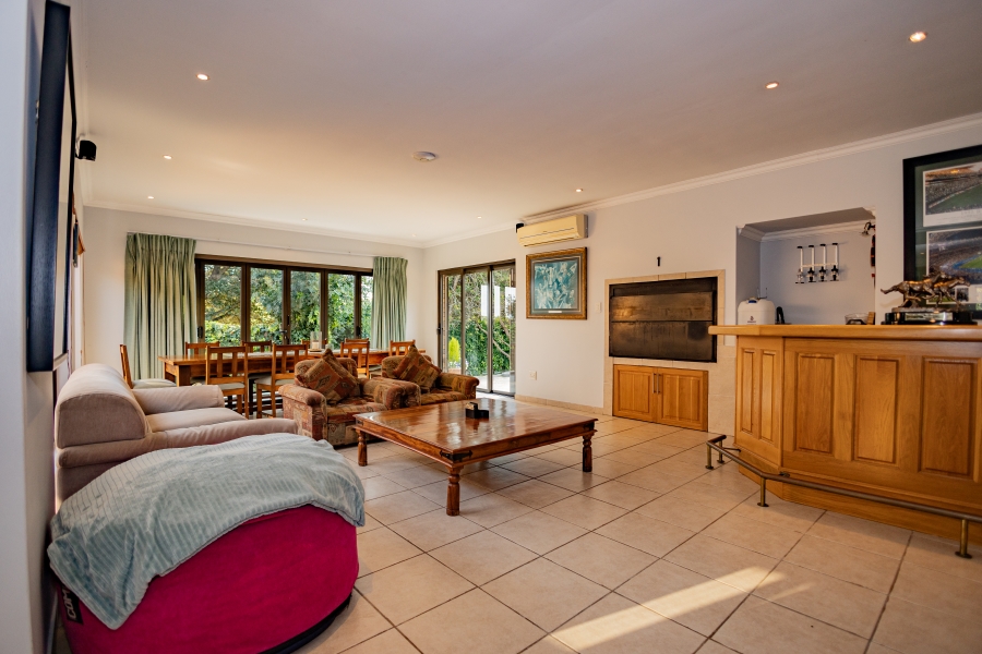 4 Bedroom Property for Sale in Kenridge Heights Western Cape